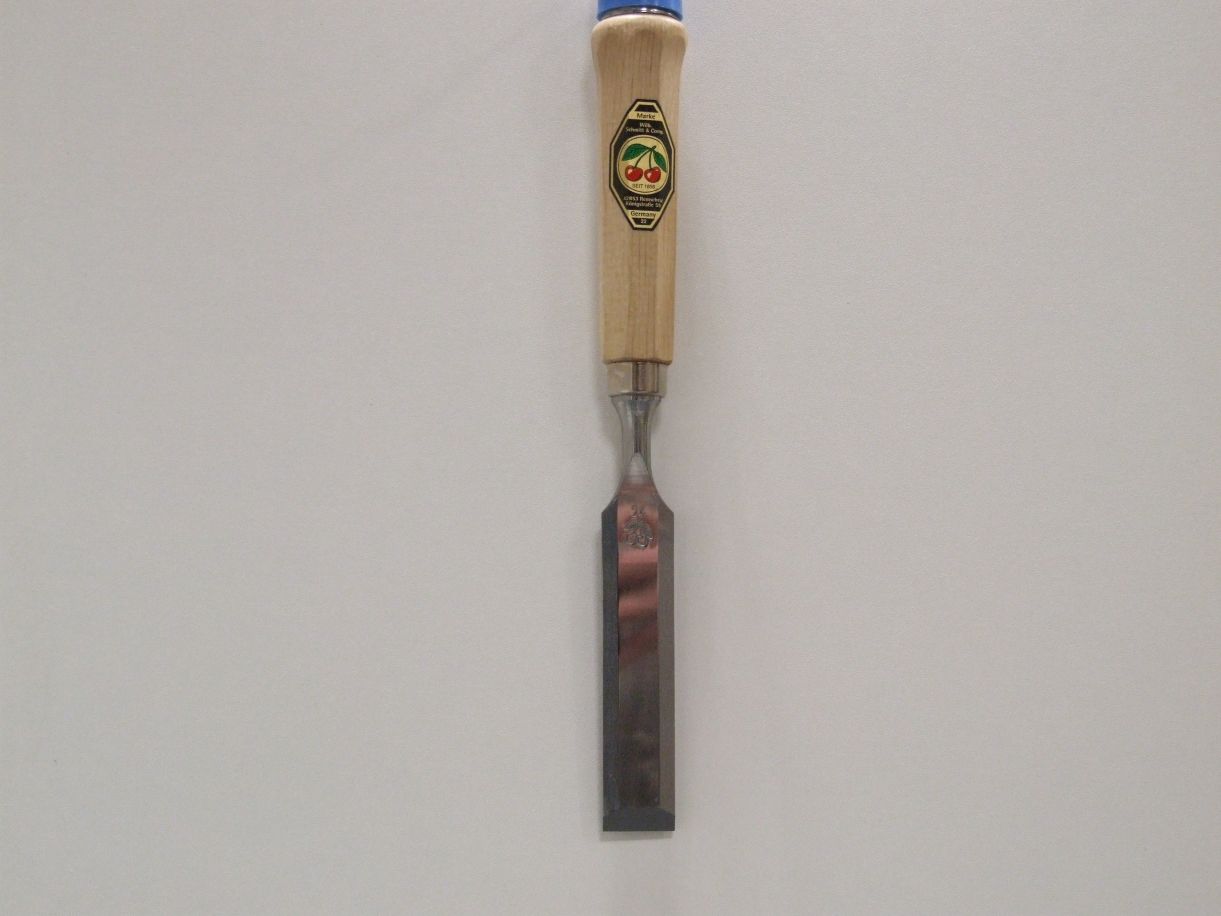 Kirschen Stechbeitel Nr. 1002, 24 mm, 

mit achtkantigem Weißbuchenheft, Schlagkopf

