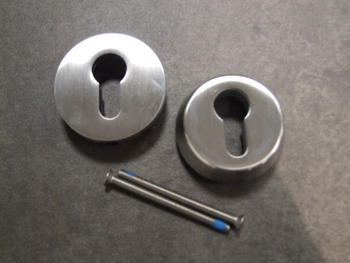 FSB Schutzrosette 0 73 7391 00010 6204

14 mm außen/ 7 mm innen, PZ, 

Rosette außen konisch, Edelstahl fein matt

