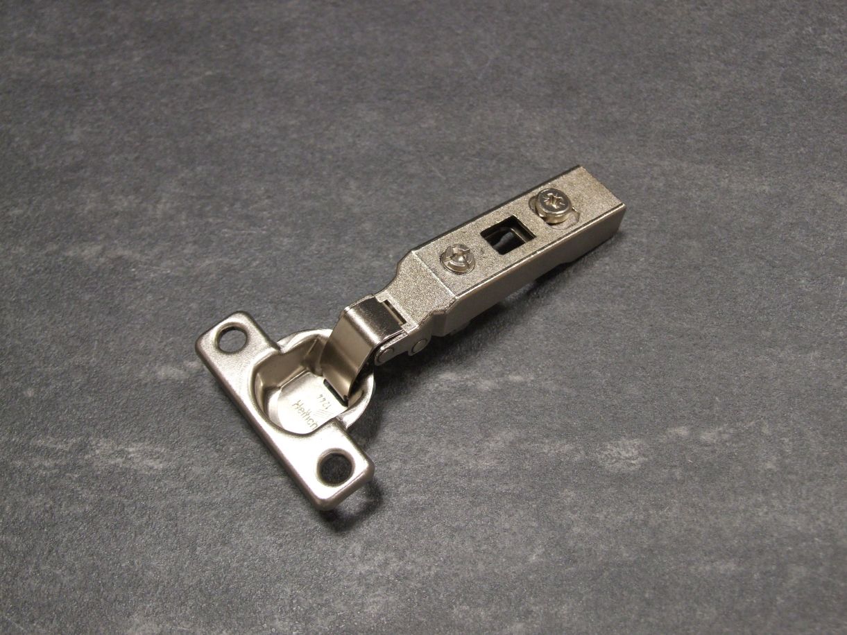 Gelenkband Intermat 9924, 95°,  

vorliegend, Topf 26 mm, 72959

Restposten

